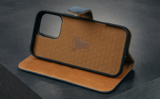 iPhone 16 Pro Max Leather Wallet Case (with Detachable Cover & MagSafe Compatible) Feature Focus