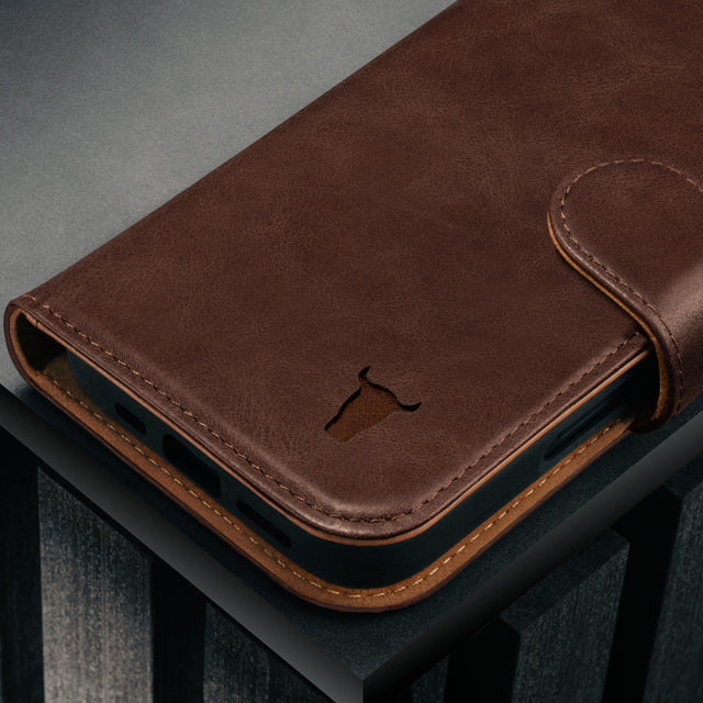 Dark Brown Leather Detachable Case for iPhone 17