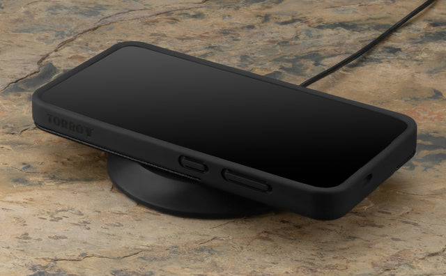 Galaxy S24 Leather Bumper Case Feature Focus