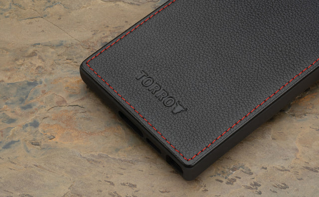Galaxy S24 Ultra Leather Bumper Case Feature Focus