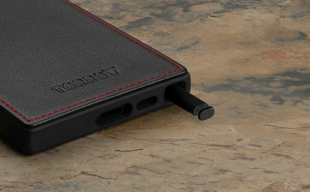 Galaxy S24 Ultra Leather Bumper Case Feature Focus