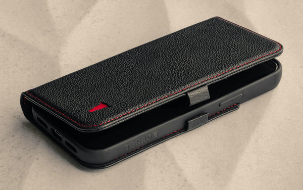 TORRO iPhone 12 Stand Case