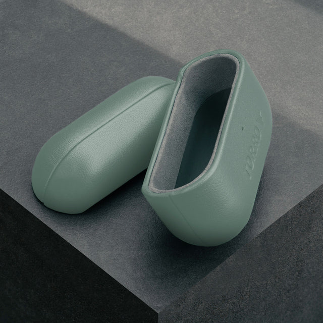 Turquoise Leather AirPods Pro Case Cover (1st & 2nd Generation)