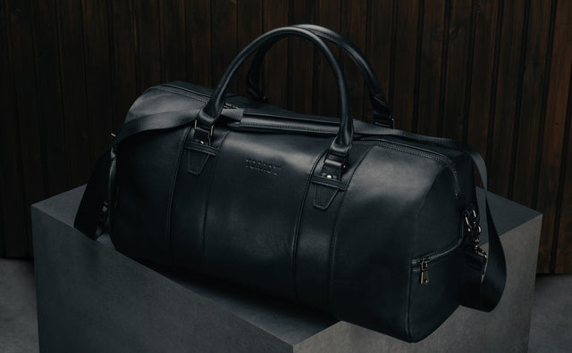 Leather Weekend Duffle Bag Feature Focus