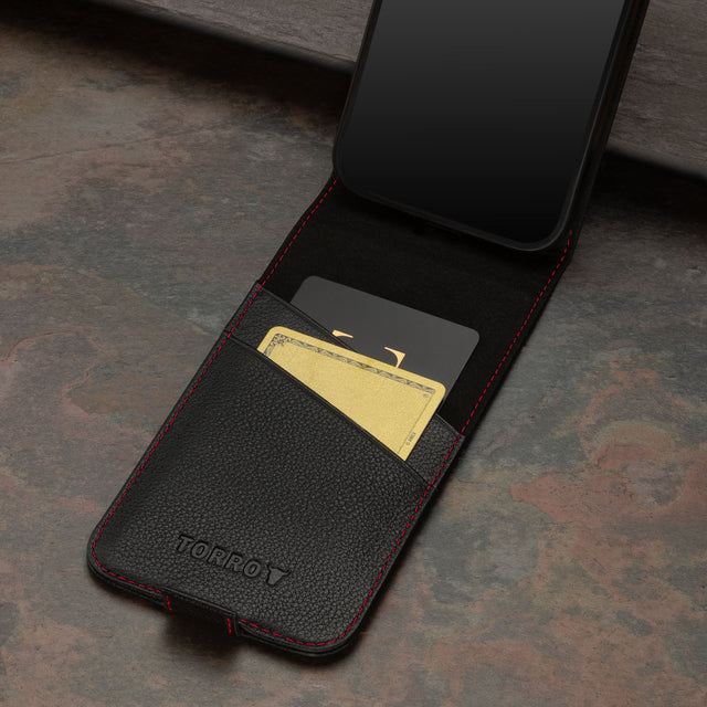 iPhone 15 Pro Max Leather Flip Case - TORRO