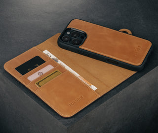 Card slots and detachable cover of the Dark Brown Nubuck Leather Case (with detachable cover) for iPhone 15 Pro Max