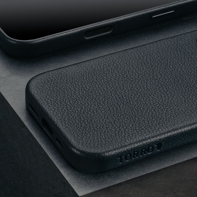 Black Leather Slimline Bumper Case for iPhone 16 Pro