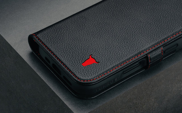 iPhone 16 Pro Leather Wallet Case (MagSafe Charging) Feature Focus