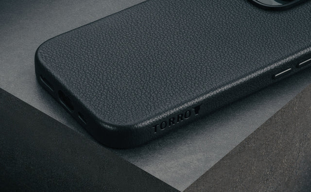 iPhone 16 Leather Slimline Bumper Case (MagSafe Compatible) Feature Focus