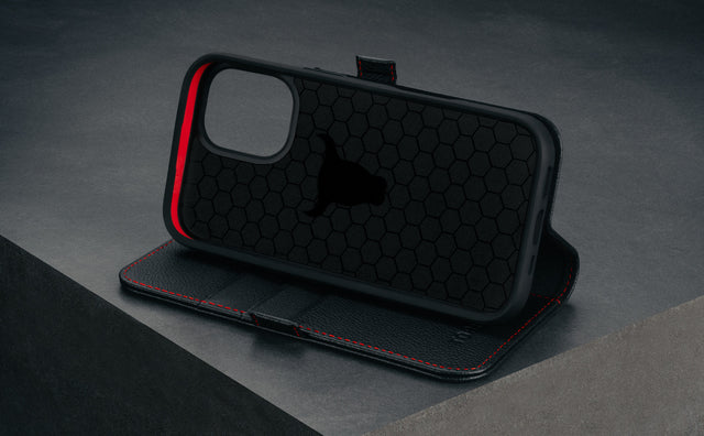 iPhone 16 Leather Wallet Case (MagSafe Charging) Feature Focus