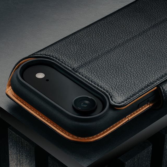 Camera cutout on the Black Leather Detachable Case for iPhone 17 Air