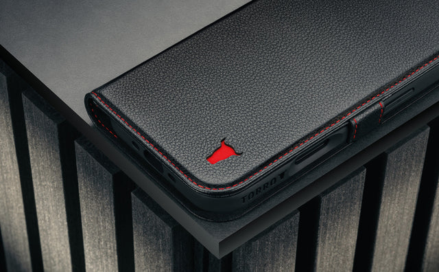 iPhone Air Leather Case (MagSafe Charging) Feature Focus