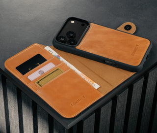 Card holder and detachable cover of the Dark Brown Leather Detachable Case for iPhone 17 Pro