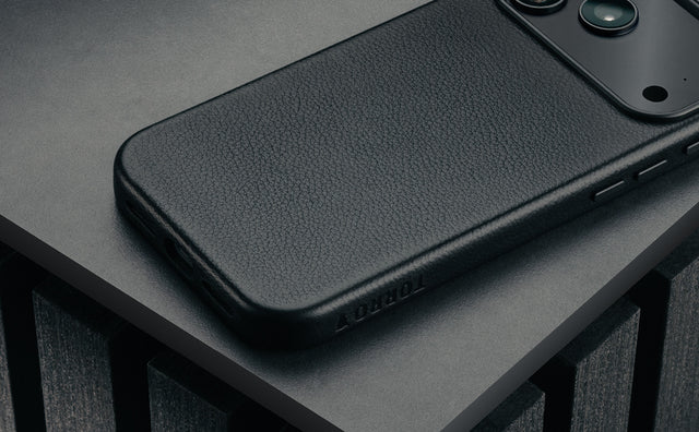 iPhone 17 Pro Leather Bumper Case (MagSafe Compatible) Feature Focus