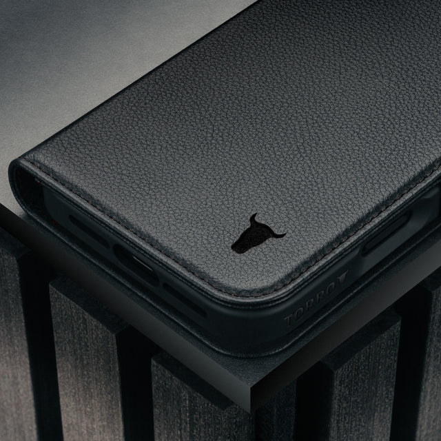 Black Leather Case for iPhone 17 Pro Max
