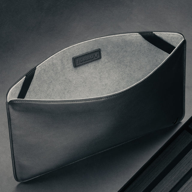 Felt interior of the Black Leather MacBook Pro / MacBook Air Sleeve