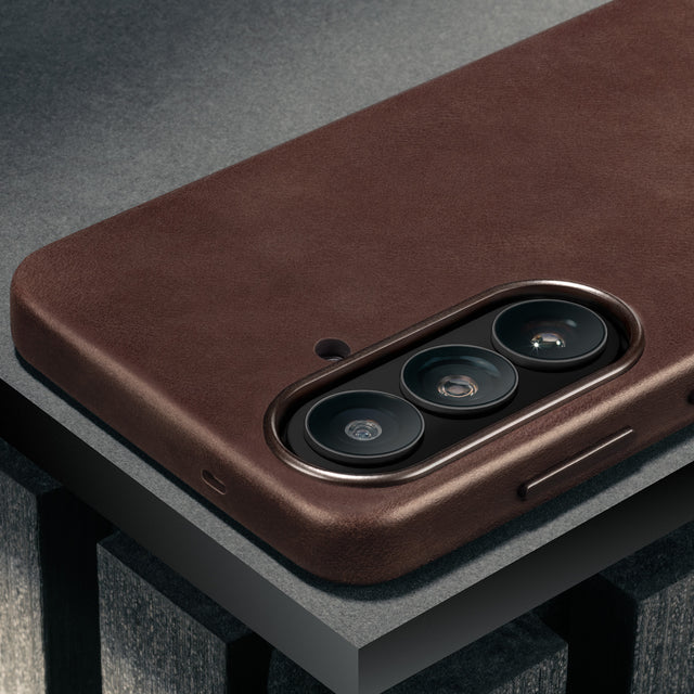 Camera cutout on the Dark Brown Leather Bumper Case for Galaxy S26+