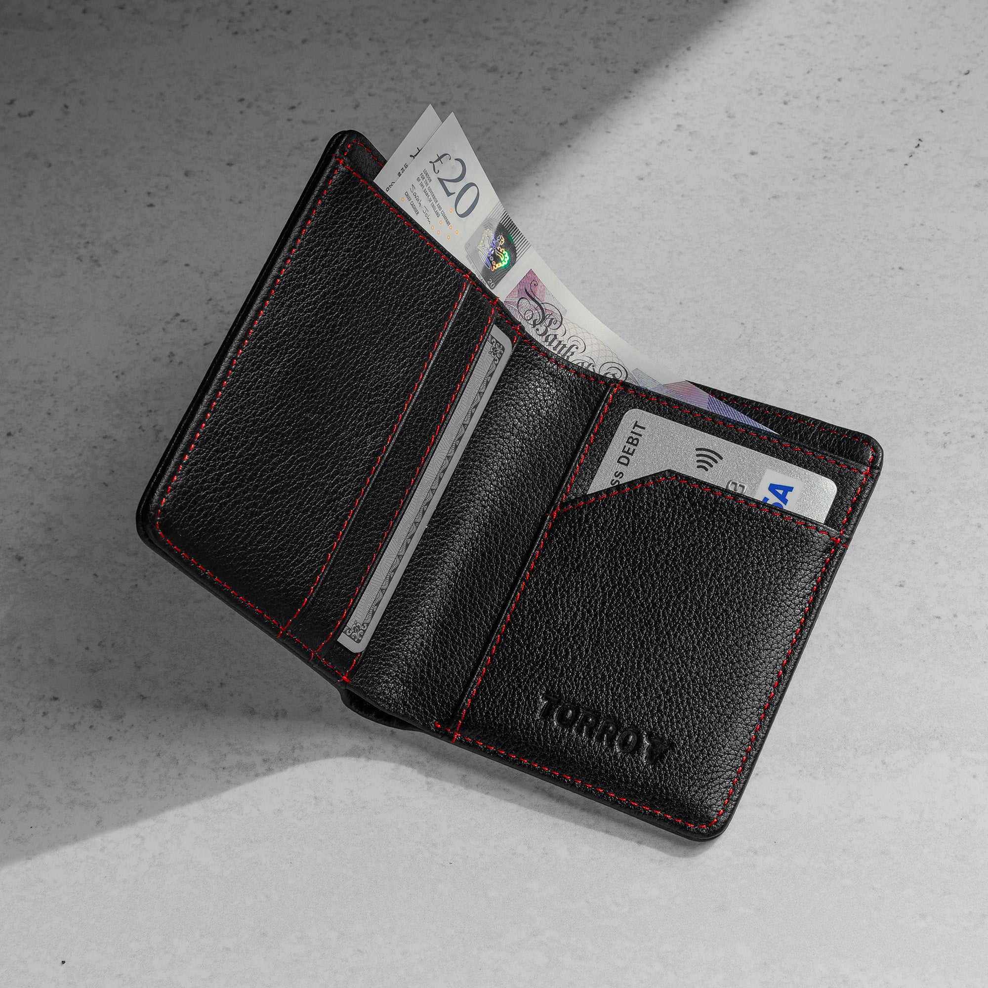 Visconti Monza MZ5 Luxury Italian Black Leather Wallet with RFID –  Engraveitnow Ltd