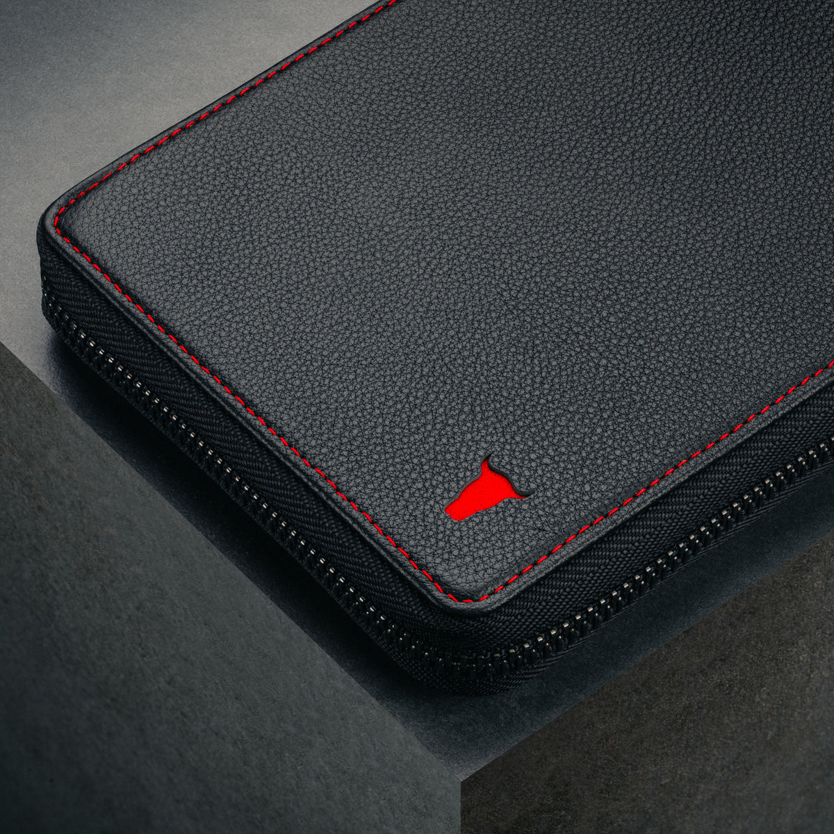 Tous Red Wallet Leather Travel Wallet & Passport Organiser with RFID Protection – TORRO